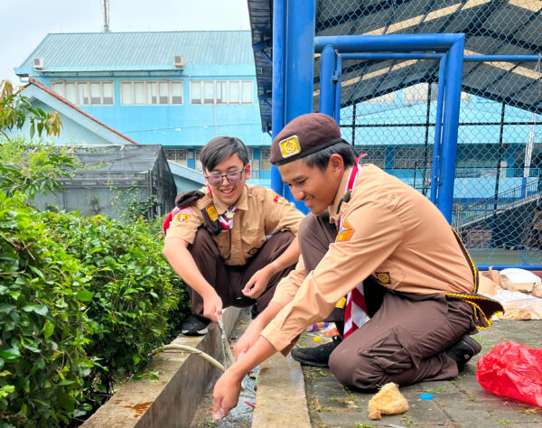 Bantuan Edukasi terkait Pola Hidup Bersih Sehat
